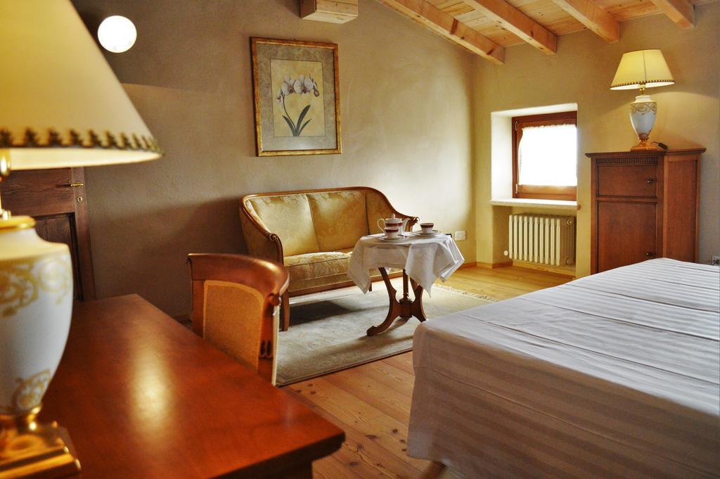 Agriturismo Borgo Valfredda Vila Mezzane di Sotto Exterior foto