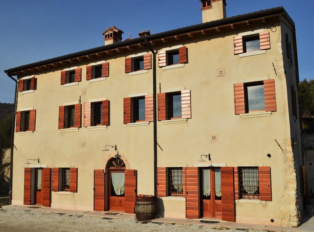 Agriturismo Borgo Valfredda Vila Mezzane di Sotto Exterior foto