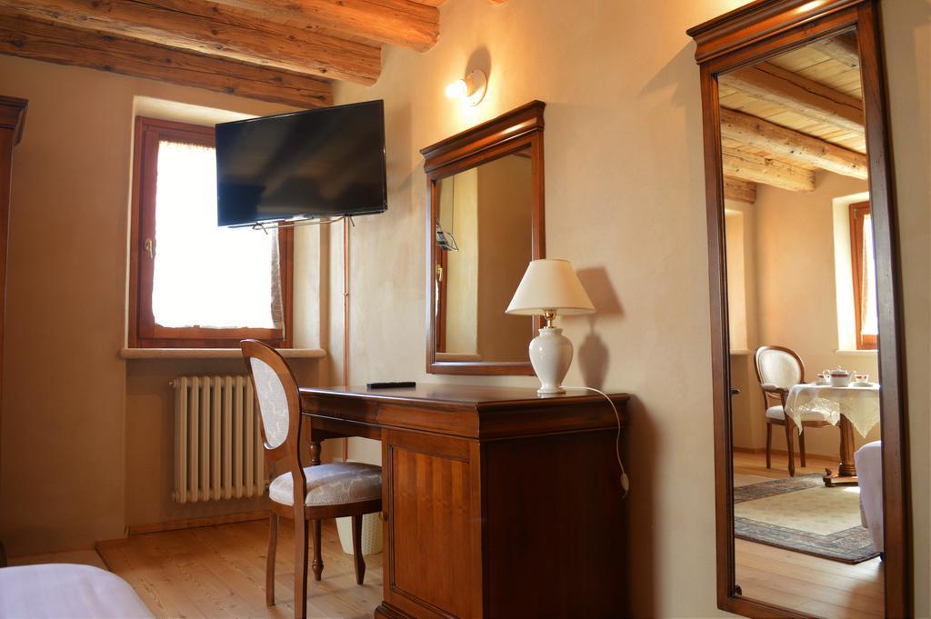 Agriturismo Borgo Valfredda Vila Mezzane di Sotto Exterior foto
